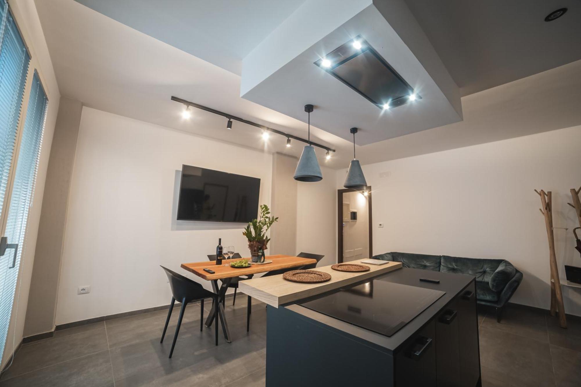 Suite Piazza Mazzini 90 Mq 5 ليتشي المظهر الخارجي الصورة