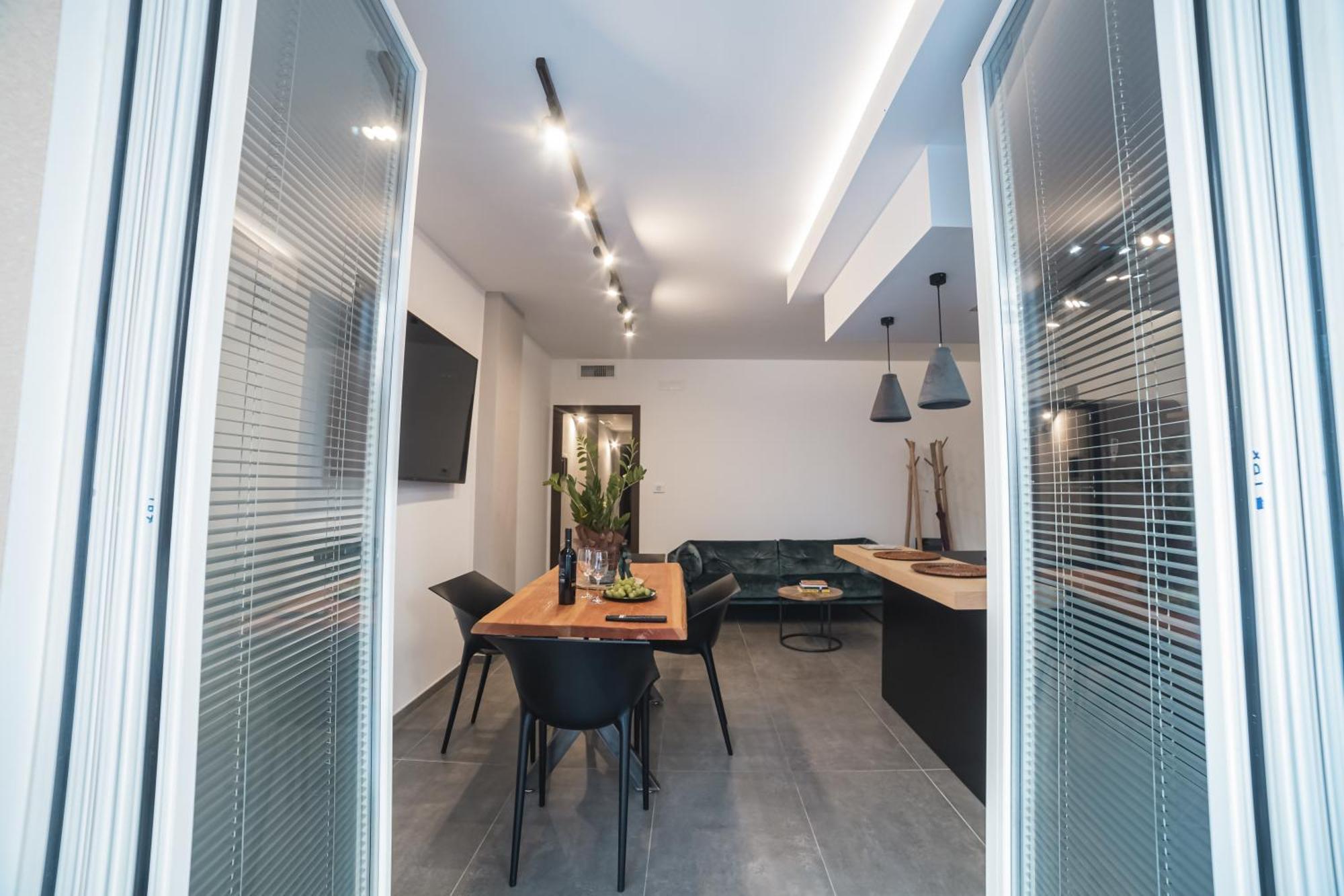 Suite Piazza Mazzini 90 Mq 5 ليتشي المظهر الخارجي الصورة